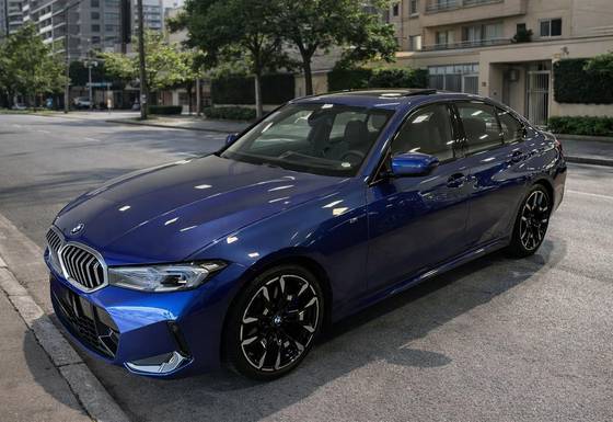 BMW 320i 2.0 16V TURBO FLEX M SPORT AUTOMÁTICO BMW 320i 2.0 16V TURBO FLEX M SPORT AUTOMÁTICO